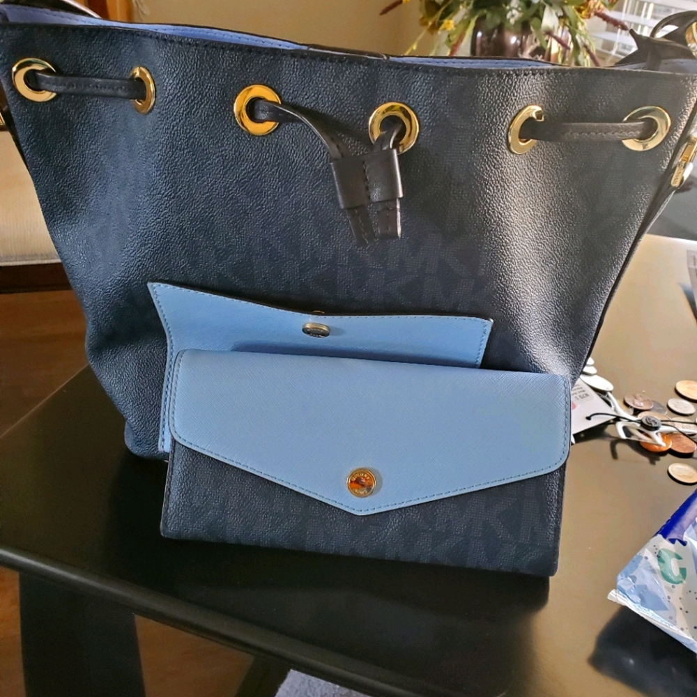 Authentic MK purse and Wallet